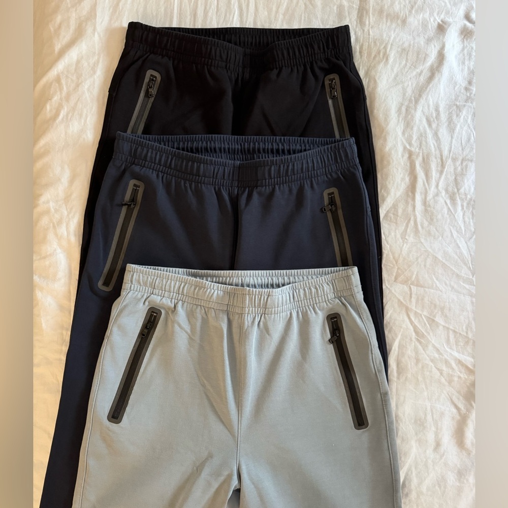 Boy’s soft jogger sweatpants. Size XXL. Black, navy & blue grey. 3 for 1.